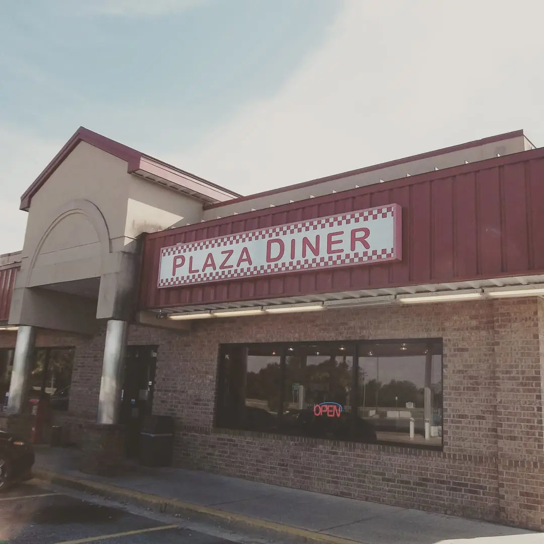 Truck Stop & Travel Plaza Diner Restaurant Sign, Bossier City, Louisiana, HLA Signs