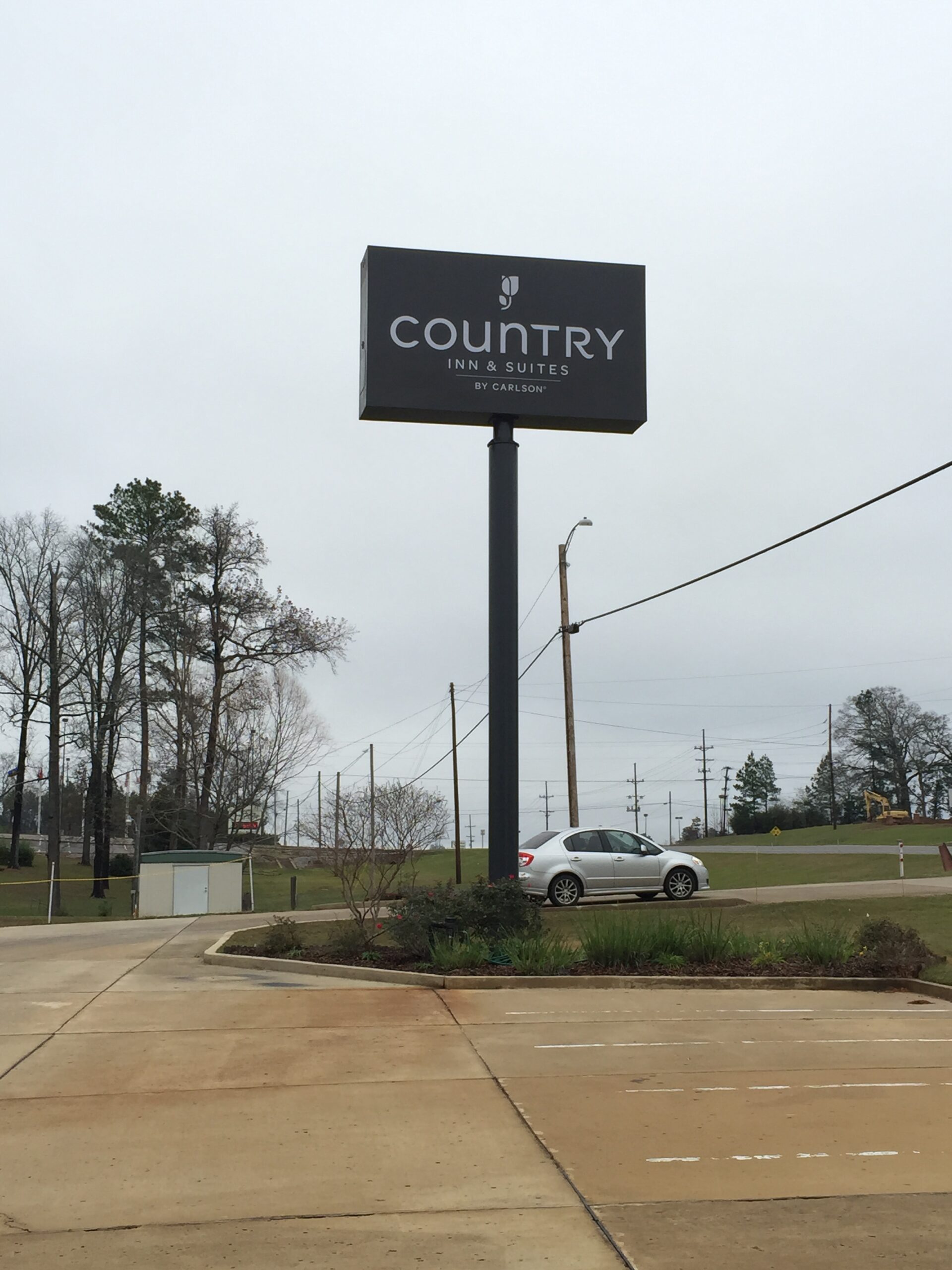 Outdoor Highway Hotel Sign, HighRise Sign, Pineville, Louisiana, HLA Signs