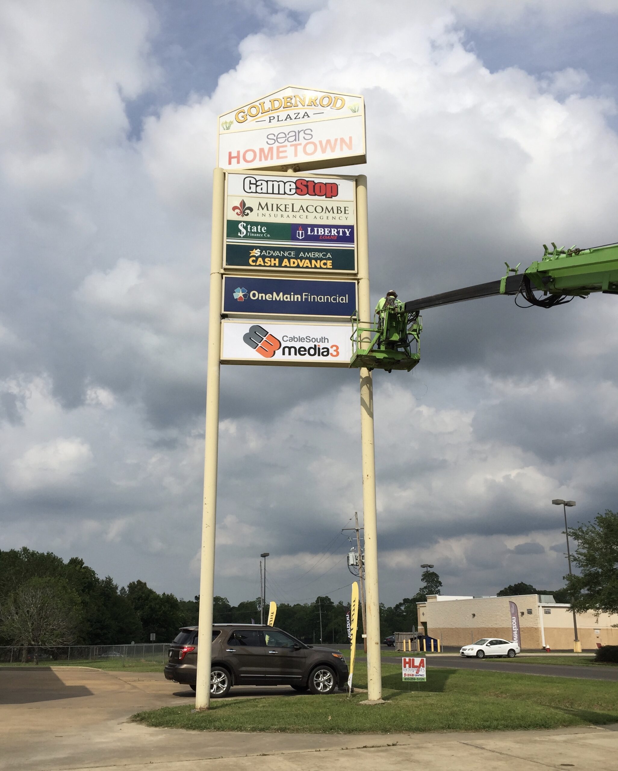Golden Rod Plaza Shopping Center High Rise Pylon Sign, Multi Tenant Sign, LED Lights, Marksville, Louisiana, HLA Signs