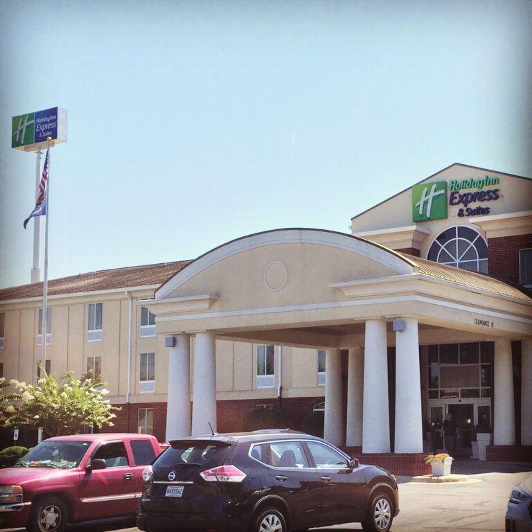 Holiday Inn Express, Channel Letters and Sign Lettering Mounted on Wall, High Rise Pylon Pole Sign, LED Lighting, Ruston, Louisiana