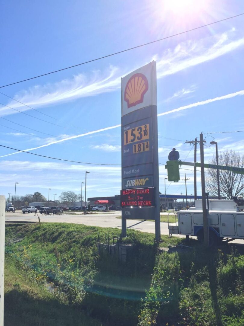 Shell Convenience Store Sign, Fuel Price Sign, IH-10 Duson, Louisiana, HLA Signs